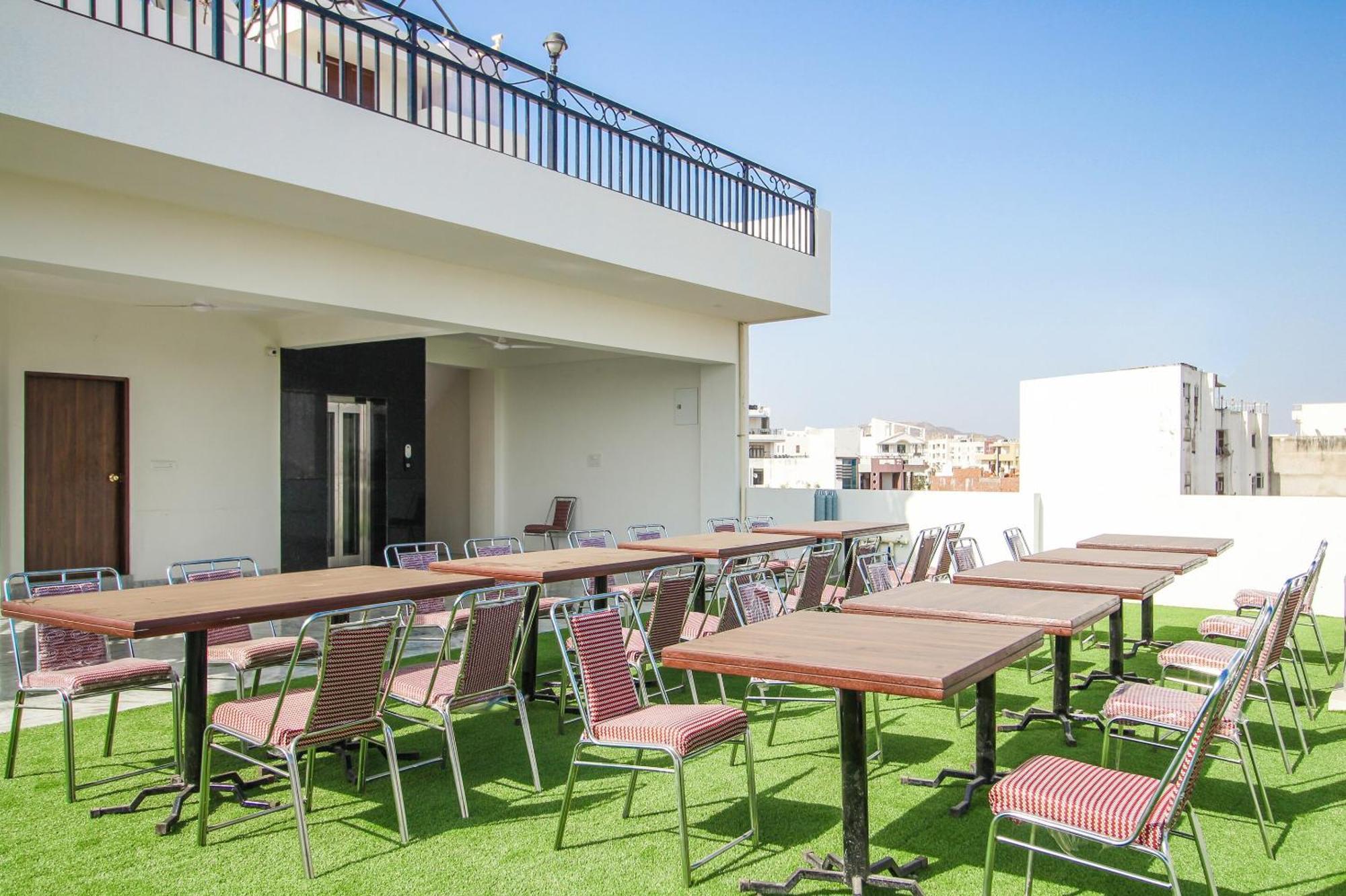 O Lotus Prime Hotel 4*